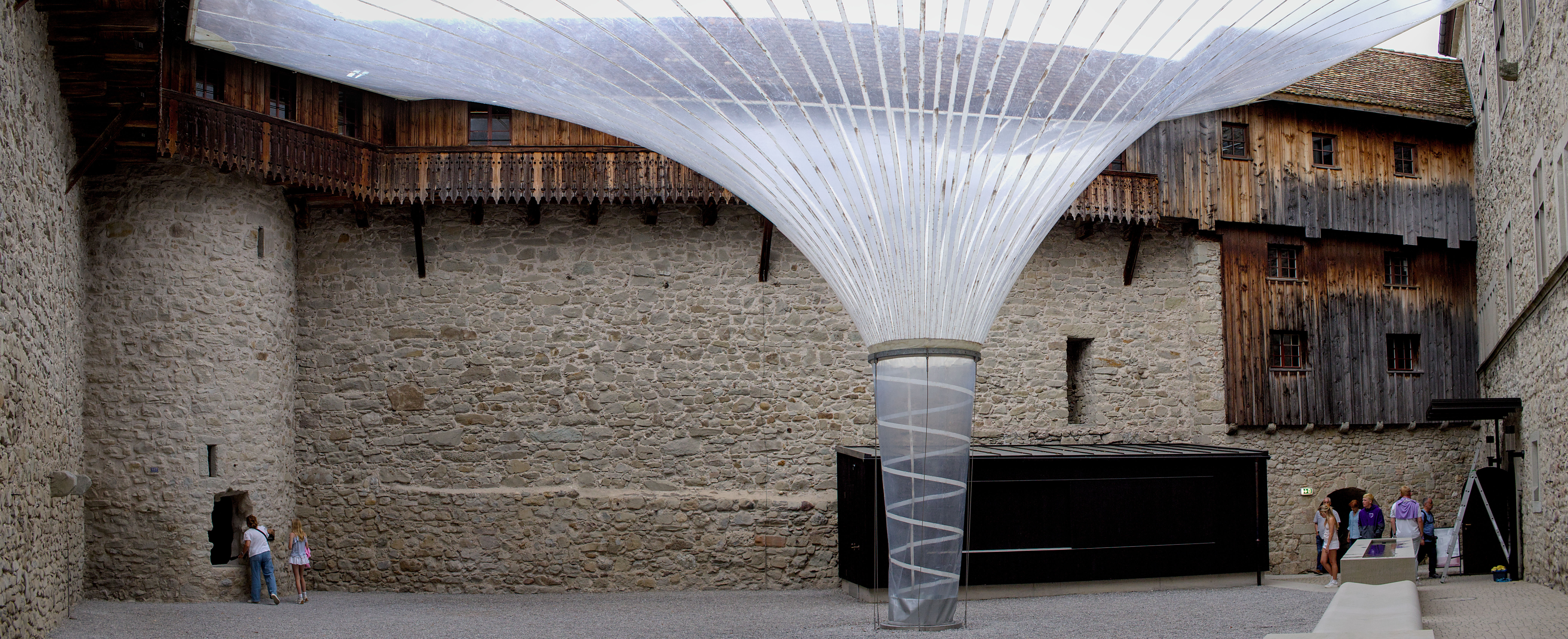 photo 26c92de5df3ec641