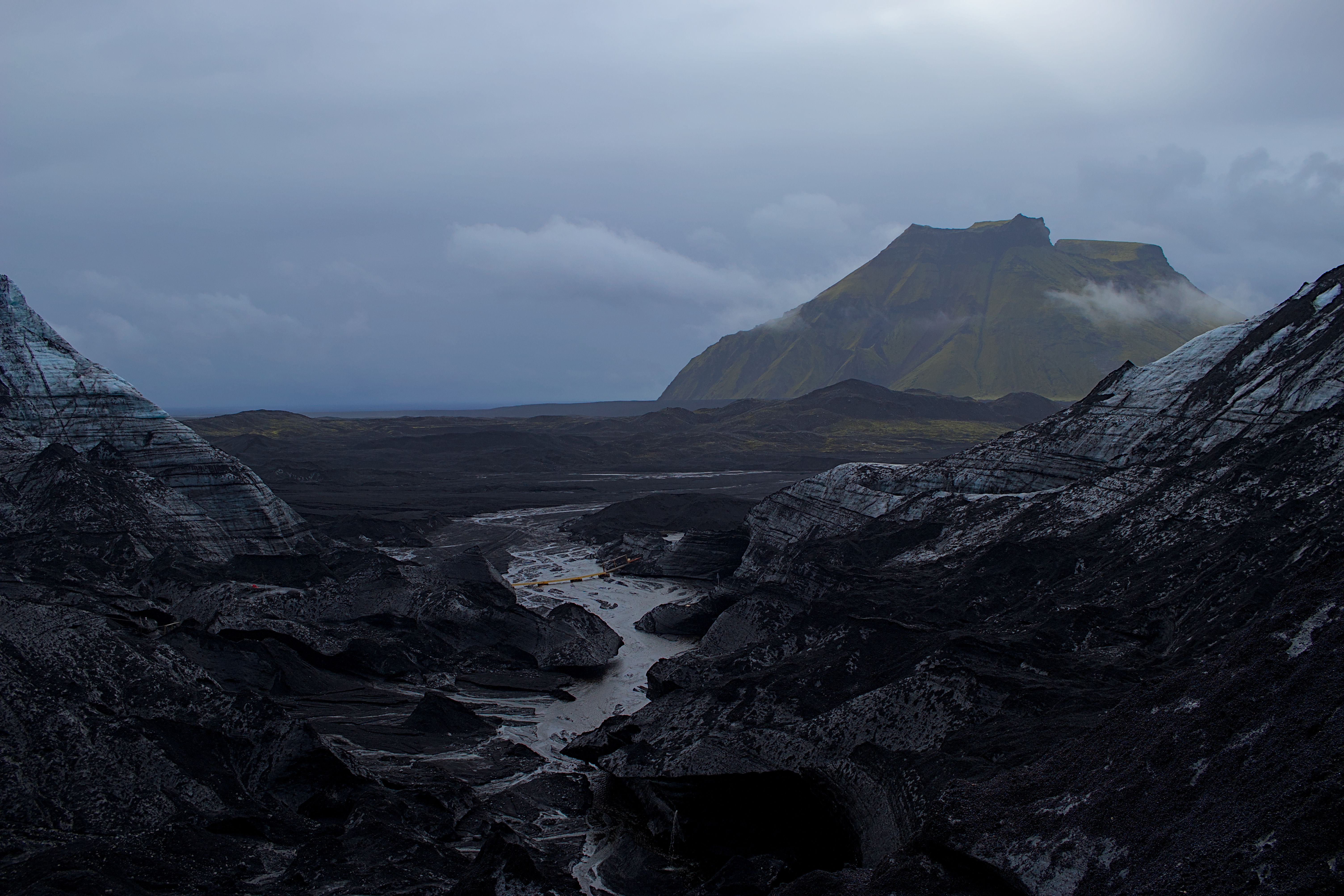 photo f8f9e5c9f073f5d5